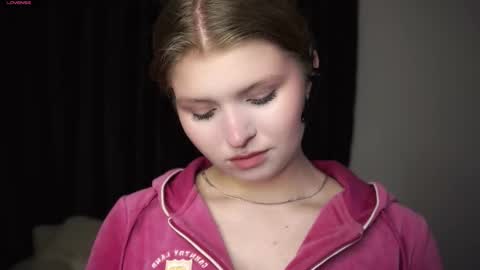 Snapshot of latanyabarthel chatting on 27, 11, 2025 Jay online show from 27, 11, 2025