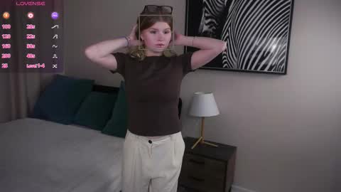 Snapshot of latanyabarthel chatting on 30, 11, 2025 Jay online show from 30, 11, 2025