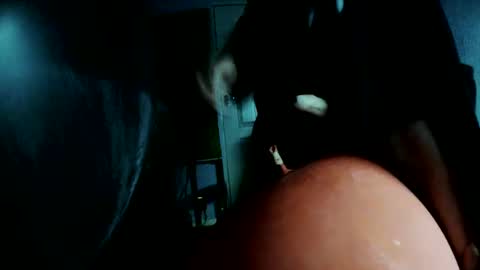 latexchris77 online show from 23, 12, 2024