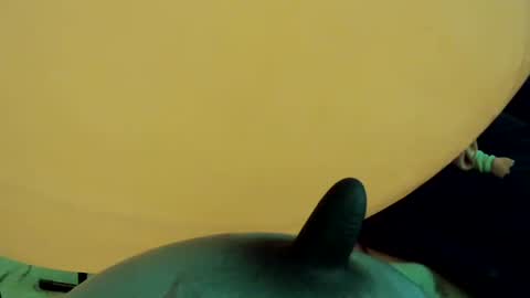 latexchris77 online show from 15, 1, 2025