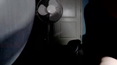 Snapshot of latexchris77 chatting on 19, 6, 2026 latexchris77 online show from 19, 6, 2026