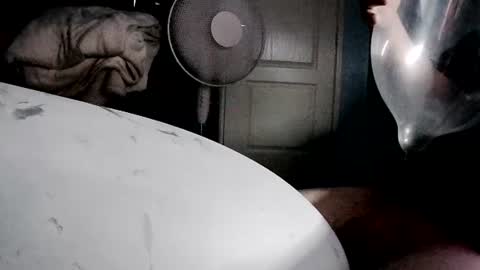 Snapshot of latexchris77 chatting on 28, 6, 2026 latexchris77 online show from 28, 6, 2026