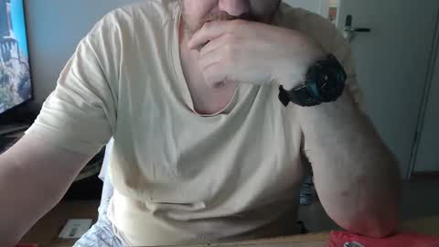 Andreas  Latexlover  online show from 11, 4, 2026