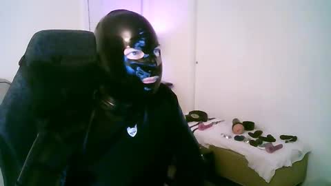 latexminheadroom online show from 20, 12, 2025