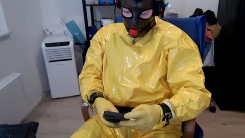 latexslaafboy online show from 9, 12, 2024