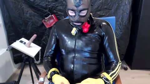 latexslaafboy online show from 9, 1, 2025