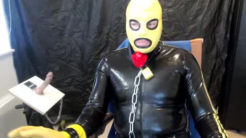 latexslaafboy online show from 3, 3, 2025