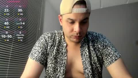 Snapshot of latin_boy_surprise chatting on 9, 6, 2026 Yisus online show from 9, 6, 2026