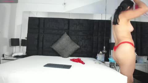 Snapshot of latin_couple20y chatting on 1, 3, 2025 Johana y Santiago online show from 1, 3, 2025