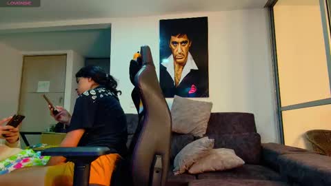 Snapshot of latin_couple77 chatting on 7, 3, 2025 Sara y Andy online show from 7, 3, 2025