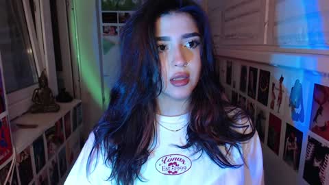 Snapshot of latina_mia chatting on 28, 12, 2024 miiiiiiaaaa online show from 28, 12, 2024