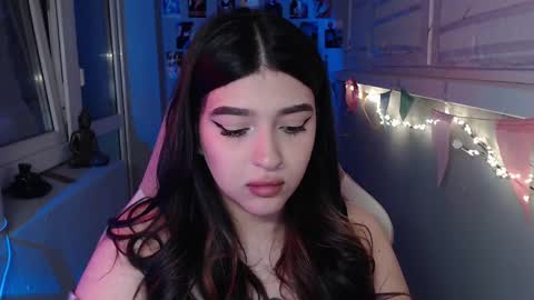 Snapshot of latina_mia chatting on 21, 2, 2025 miiiiiiaaaa online show from 21, 2, 2025