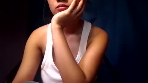 Snapshot of latina_shaine chatting on 25, 5, 2026 latina_shaine online show from 25, 5, 2026