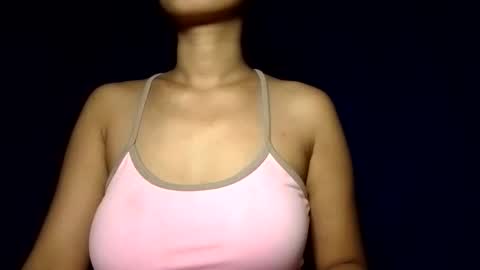 Snapshot of latina_shaine chatting on 29, 5, 2026 latina_shaine online show from 29, 5, 2026