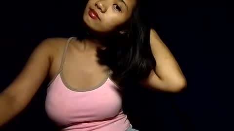 Snapshot of latina_shaine chatting on 4, 7, 2026 latina_shaine online show from 4, 7, 2026