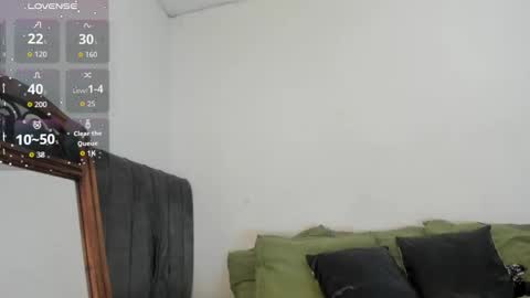 Snapshot of latinaastepmomm chatting on 23, 9, 2025 angelina online show from 23, 9, 2025