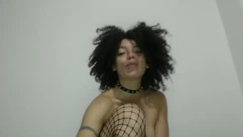 Latinacoka online show from 16, 10, 2025