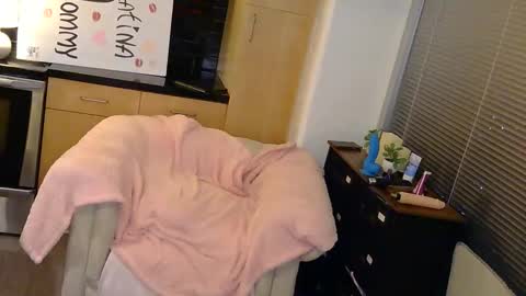 latinamommysilvana online show from 27, 2, 2026