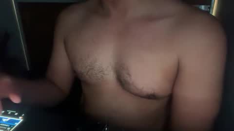 Snapshot of latinboiialexxx chatting on 18, 1, 2026 LATiNBOiiXXX online show from 18, 1, 2026