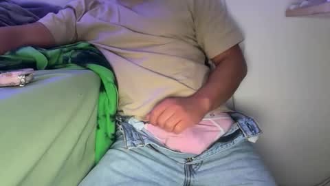 Snapshot of latinboiialexxx chatting on 10, 3, 2026 LATiNBOiiXXX online show from 10, 3, 2026