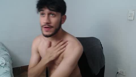 Snapshot of latinbunny7779 chatting on 14, 12, 2024 camilo online show from 14, 12, 2024