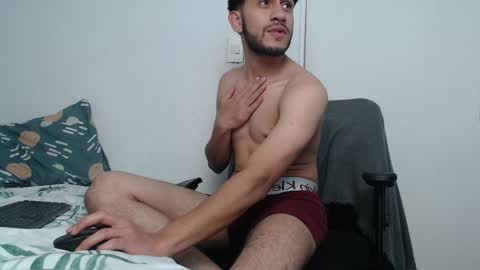 Snapshot of latinbunny7779 chatting on 30, 12, 2024 camilo online show from 30, 12, 2024