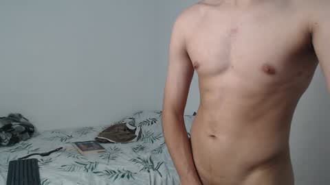 Snapshot of latinbunny7779 chatting on 5, 1, 2025 camilo online show from 5, 1, 2025