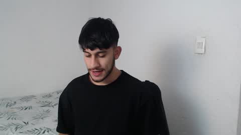 Snapshot of latinbunny7779 chatting on 9, 1, 2025 camilo online show from 9, 1, 2025