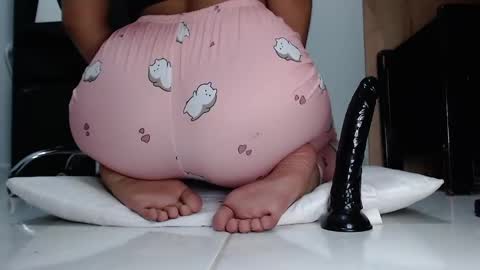 Martina  April online show from 14, 1, 2025