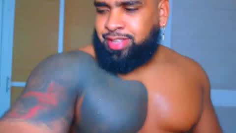 Snapshot of latinhot202423 chatting on 24, 11, 2025 blackBear online show from 24, 11, 2025