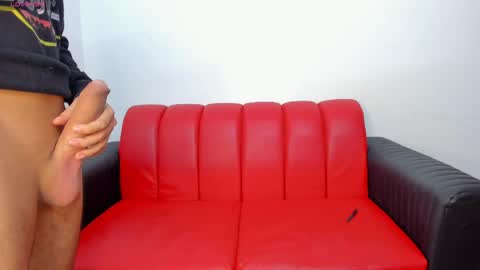 latinhot_couple3 online show from 4, 4, 2026
