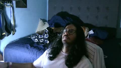 latinincognito online show from 29, 12, 2024