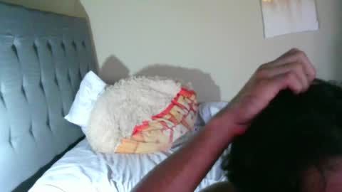 latinincognito online show from 9, 4, 2026