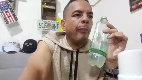 latinmartin254 online show from 18, 10, 2025