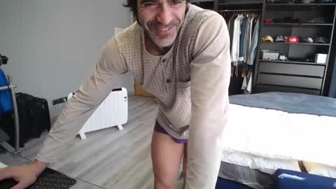 sam online show from 28, 11, 2025