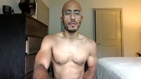 Snapshot of latinomixedbbc chatting on 17, 11, 2025 latinomixedbbc online show from 17, 11, 2025