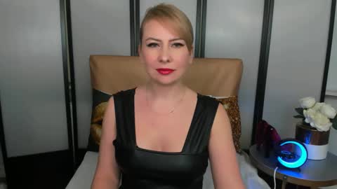 Snapshot of latoyasensual chatting on 12, 2, 2025 Latoya online show from 12, 2, 2025