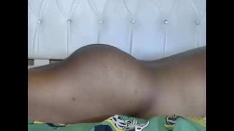 Snapshot of latoyyabed1 chatting on 9, 1, 2025 latoyyabed1 online show from 9, 1, 2025