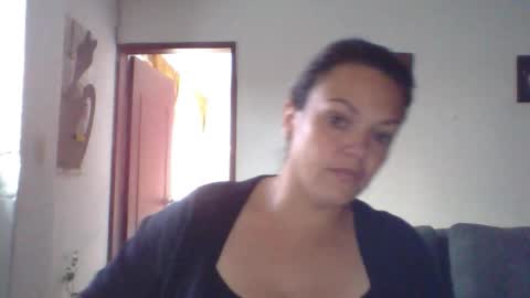 Snapshot of lau16310 chatting on 5, 2, 2026 Laura online show from 5, 2, 2026