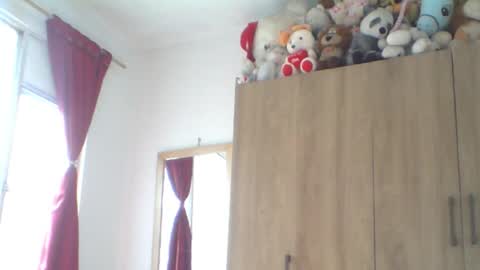 Snapshot of lau16310 chatting on 9, 2, 2026 Laura online show from 9, 2, 2026