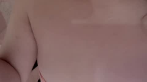 Snapshot of lau_123x chatting on 11, 2, 2025 Laura online show from 11, 2, 2025