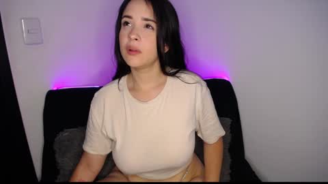 lau_24 online show from 5, 1, 2025