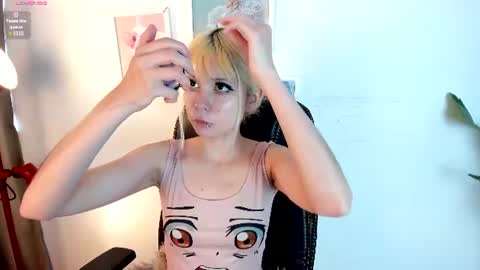 laukyubey1 online show from 4, 7, 2026