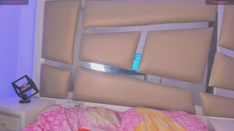 Snapshot of laura__js_ chatting on 7, 2, 2025 laura__js_ online show from 7, 2, 2025