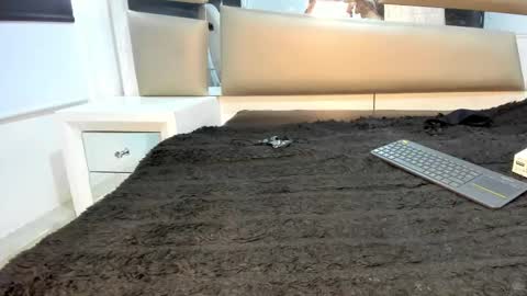 Snapshot of laura__js_ chatting on 1, 12, 2025 laura__js_ online show from 1, 12, 2025