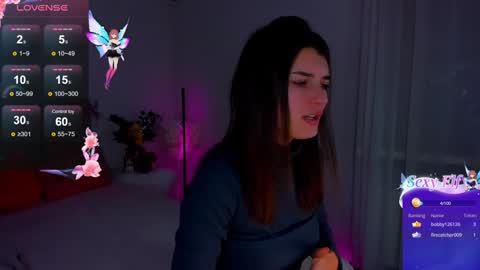 Snapshot of laura__leee chatting on 30, 12, 2024 Laura online show from 30, 12, 2024