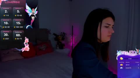 Snapshot of laura__leee chatting on 30, 12, 2024 Laura online show from 30, 12, 2024