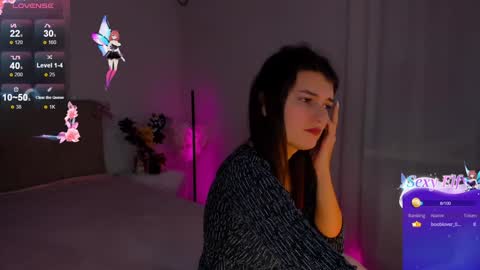 Snapshot of laura__leee chatting on 7, 1, 2025 Laura online show from 7, 1, 2025