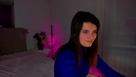 Snapshot of laura__leee chatting on 16, 1, 2025 Laura online show from 16, 1, 2025