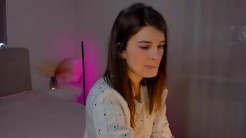 Snapshot of laura__leee chatting on 26, 2, 2025 Laura online show from 26, 2, 2025